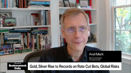 Cena zlata presegla mejo 4500 dolarjev