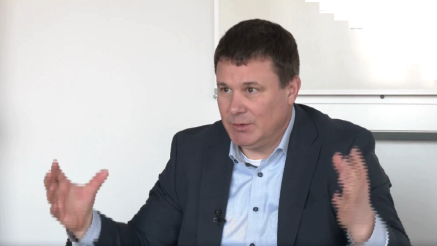 Intervju z Boštjanom Košakom, Telekom Slovenije: umetna inteligenca in spremembe, ki jih prinaša