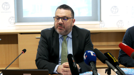 Lazar Šestović: Srbija deli sudbinu regiona