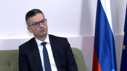 Minister za obrambo Marjan Šarec o proizvodnji streliva