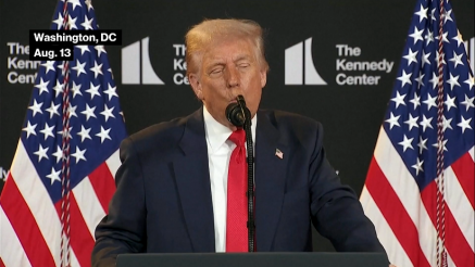 Trump najavio sastanak Putina i Zelenskog