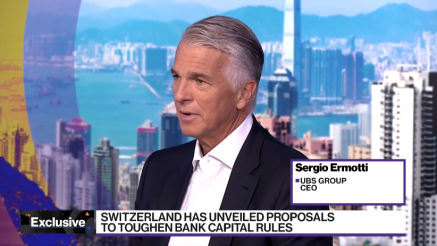 UBS: Ermotti opozarja na negotovost glede tarif