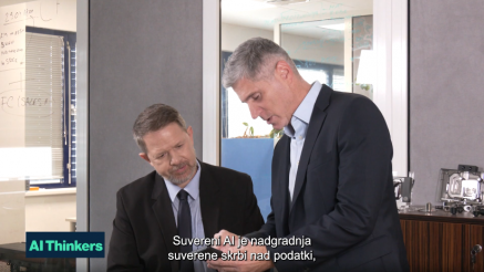 Napredna rešitev suverene umetne inteligence za upravljanje dokumentov iz naše regije